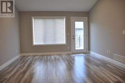 3547 Hallee Crescent, Windsor, ON - Indoor Photo Showing Other Room