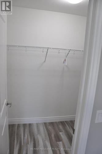 3547 Hallee Crescent, Windsor, ON - Indoor With Storage