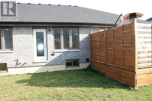 3547 Hallee Crescent, Windsor, ON - Outdoor With Exterior