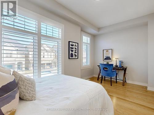 3962 Thomas Alton Boulevard, Burlington (Alton), ON - Indoor Photo Showing Bedroom