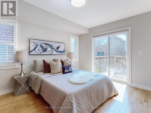 3962 Thomas Alton Boulevard, Burlington (Alton), ON - Indoor Photo Showing Bedroom