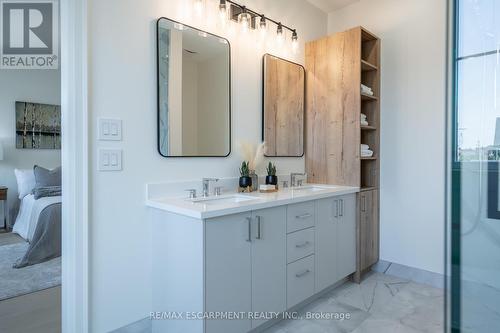 59 Brian Boulevard, Hamilton (Waterdown), ON - Indoor Photo Showing Bathroom