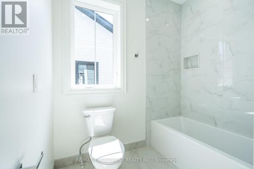 59 Brian Boulevard, Hamilton (Waterdown), ON - Indoor Photo Showing Bathroom