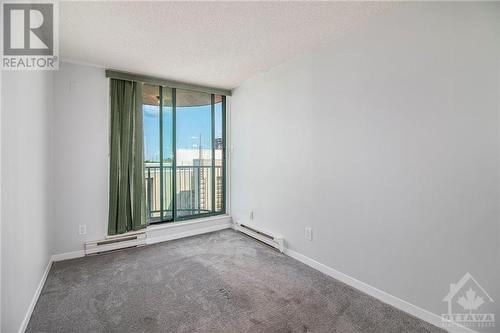 1440 Heron Road Unit#508, Ottawa, ON -  With Balcony