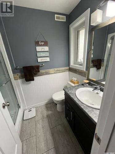 710 Maple Place, Warman, SK - Indoor Photo Showing Bathroom