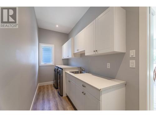 11801 Sinclair Road Unit# 103, Summerland, BC - Indoor Photo Showing Kitchen