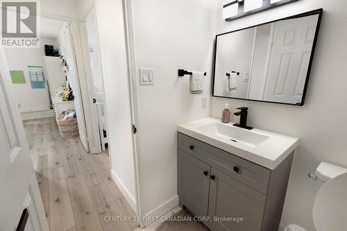 2501 - 363 Colborne Street, London, ON - Indoor Photo Showing Bathroom