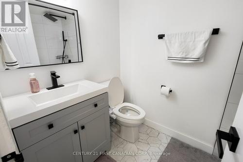 2501 - 363 Colborne Street, London, ON - Indoor Photo Showing Bathroom