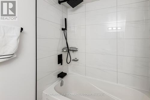 2501 - 363 Colborne Street, London, ON - Indoor Photo Showing Bathroom