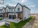 147-52 Scotts Drive, Lucan Biddulph (Lucan), ON  - Outdoor With Facade 