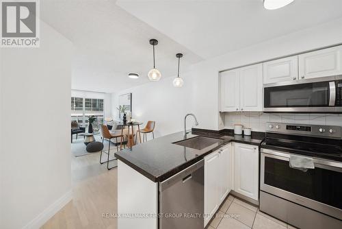 815 - 18 Yonge Street, Toronto (Waterfront Communities), ON - Indoor Photo Showing Kitchen With Stainless Steel Kitchen