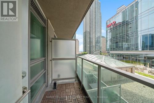 815 - 18 Yonge Street, Toronto (Waterfront Communities), ON - Outdoor