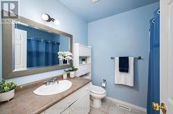 Bathroom second floor 4pc - 