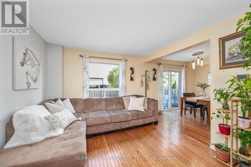 3 - 2 Westdale Avenue, London, ON - Indoor Photo Showing Living Room