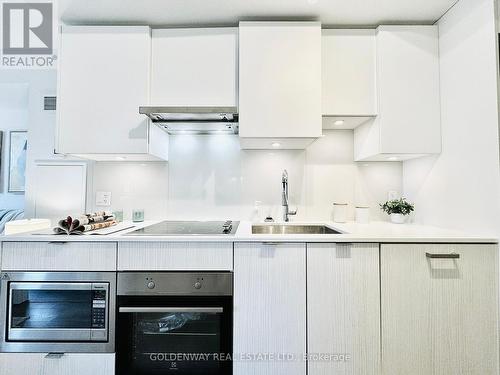 2115 - 195 Redpath Avenue, Toronto (Mount Pleasant West), ON - Indoor Photo Showing Kitchen With Upgraded Kitchen