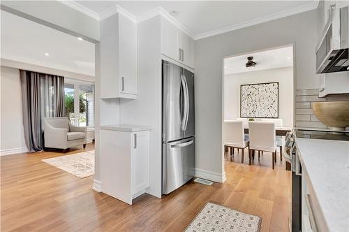 3 Forest Road, Grimsby, ON - Indoor Photo Showing Kitchen