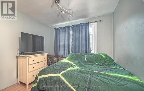 84 Rowe Street, Oshawa (Central), ON - Indoor Photo Showing Bedroom