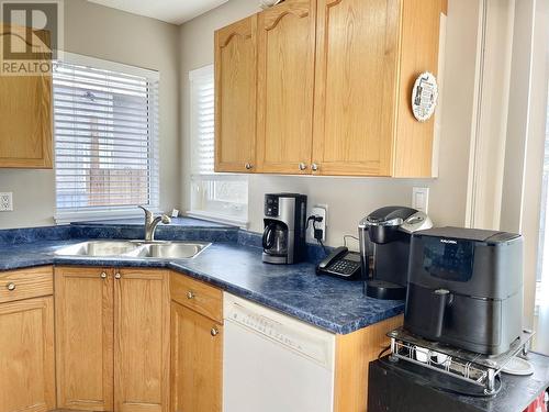 1813 Gorse Street, Prince George, BC - Indoor Photo Showing Kitchen With Double Sink