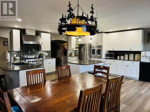 3075 Dog Creek Road, Williams Lake, BC - Indoor Photo Showing Dining Room