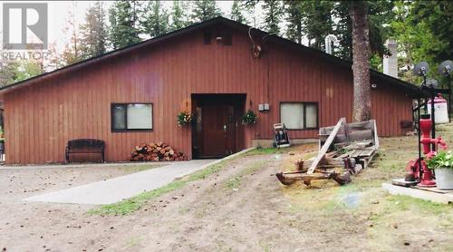 3075 Dog Creek Road, Williams Lake, BC - Outdoor With Exterior