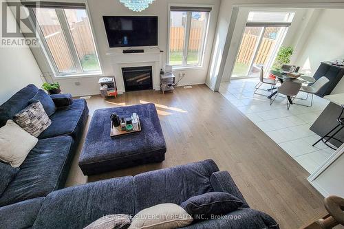 62 Cooke Avenue, Brantford, ON - Indoor Photo Showing Living Room With Fireplace