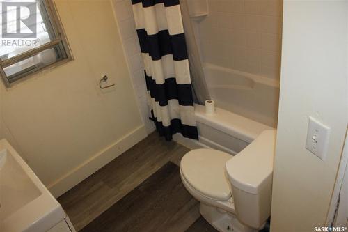 1530 Mctavish Street, Regina, SK - Indoor Photo Showing Bathroom