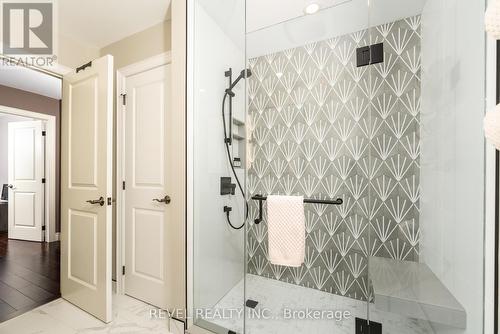 22 Red Haven Drive, Niagara-On-The-Lake, ON - Indoor Photo Showing Bathroom