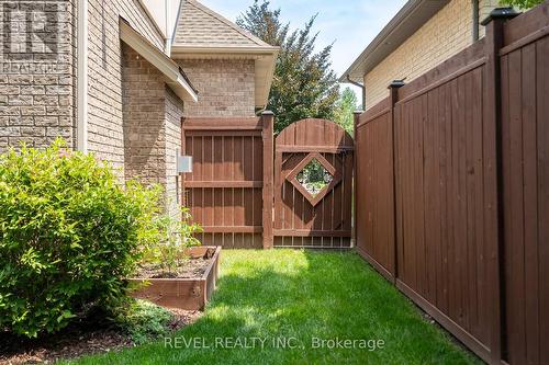 22 Red Haven Drive, Niagara-On-The-Lake, ON - Outdoor With Exterior