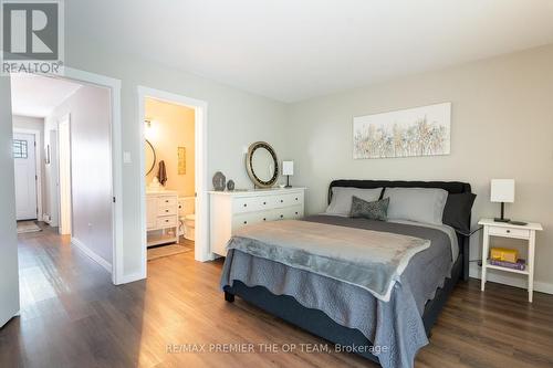 452 Oxbow Crescent, Collingwood, ON - Indoor Photo Showing Bedroom