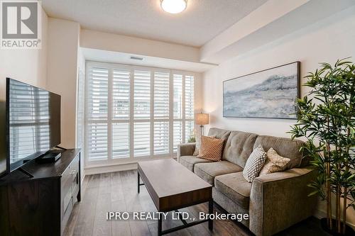 1006 - 34 Tubman Avenue, Toronto (Regent Park), ON - Indoor Photo Showing Living Room