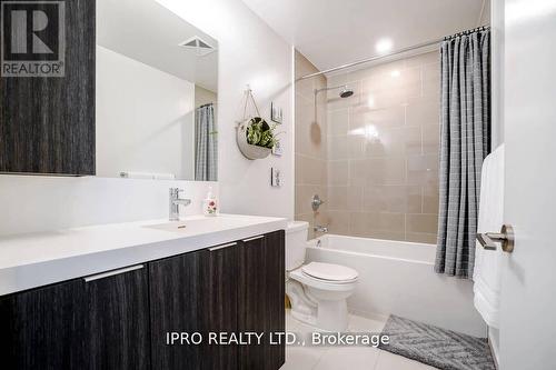 1006 - 34 Tubman Avenue, Toronto (Regent Park), ON - Indoor Photo Showing Bathroom