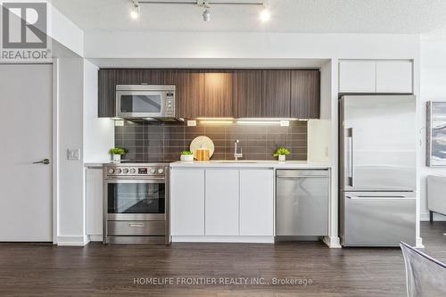 1903 - 85 Queens Wharf Road, Toronto (Waterfront Communities), ON - Indoor Photo Showing Kitchen With Stainless Steel Kitchen With Upgraded Kitchen