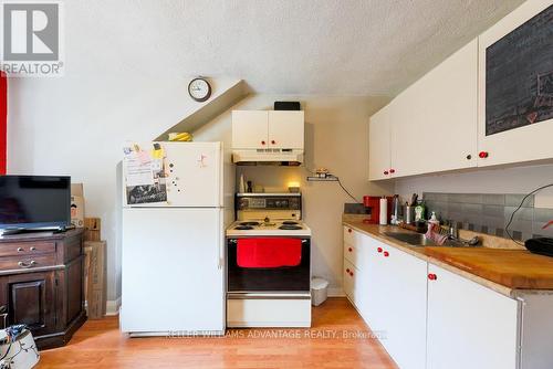 29 Hillingdon Avenue, Toronto (Woodbine Corridor), ON - Indoor Photo Showing Kitchen