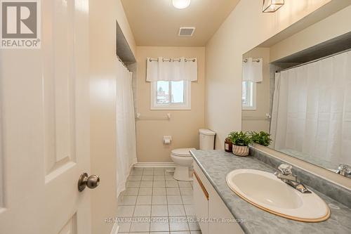 4 Whispering Pine Place, Barrie (Bayshore), ON - Indoor Photo Showing Bathroom