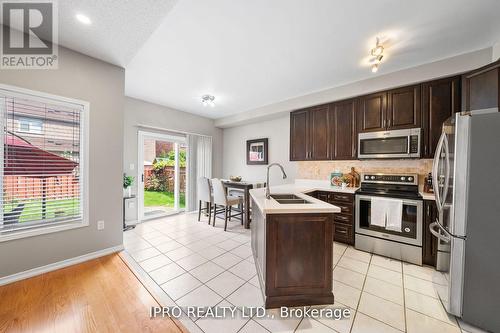 3023 Mcdowell Drive, Mississauga (Churchill Meadows), ON - Indoor Photo Showing Kitchen With Double Sink