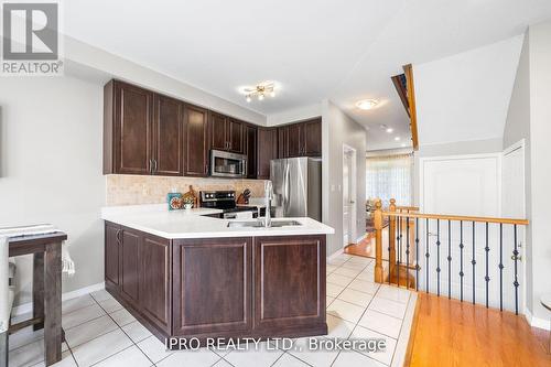 3023 Mcdowell Drive, Mississauga (Churchill Meadows), ON - Indoor Photo Showing Kitchen