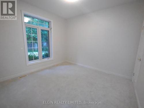 Front Bedroom with deep clos - 9 - 417 Hyde Park Road, London, ON - Indoor Photo Showing Other Room