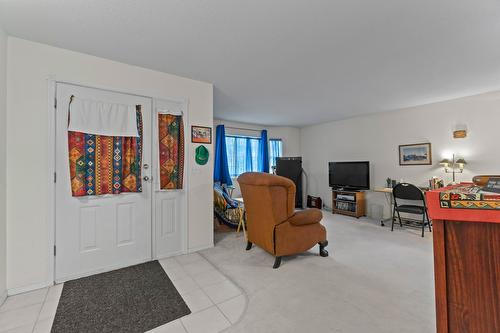 32-2592 Alpen Paradies Road, Blind Bay, BC - Indoor