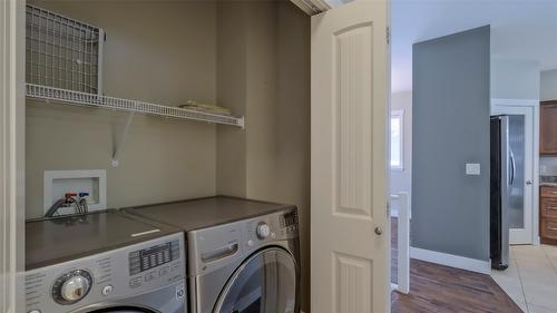 2036 Sunview Drive, West Kelowna, BC - Indoor Photo Showing Laundry Room