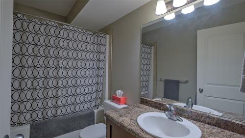 2036 Sunview Drive, West Kelowna, BC - Indoor Photo Showing Bathroom