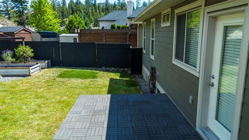 2036 Sunview Drive, West Kelowna, BC - Outdoor With Exterior