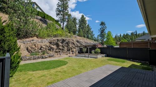 2036 Sunview Drive, West Kelowna, BC - Outdoor