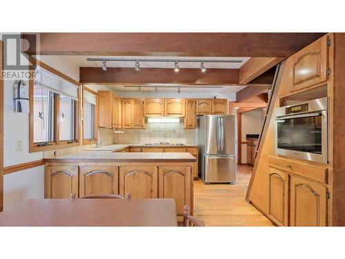 1105 Arawana Road, Naramata, BC - Indoor Photo Showing Kitchen