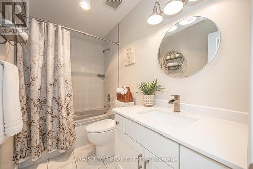 5 Nicholson Crescent, Springwater (Minesing), ON - Indoor Photo Showing Bathroom