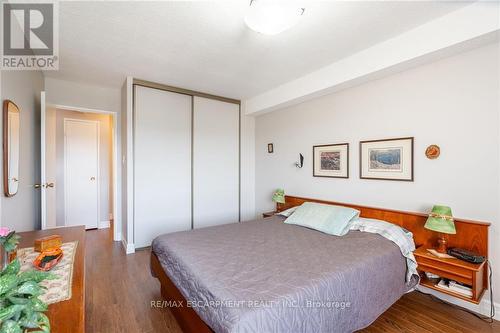 1707 - 301 Frances Avenue, Hamilton (Stoney Creek), ON - Indoor Photo Showing Bedroom