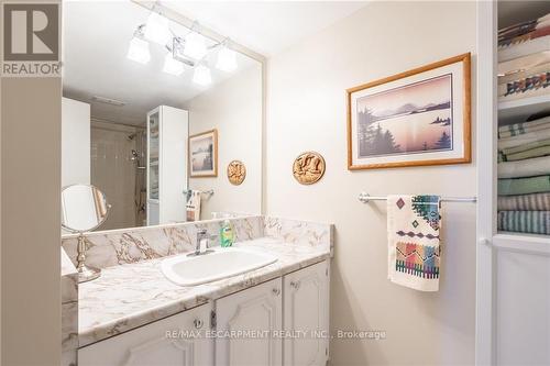 1707 - 301 Frances Avenue, Hamilton (Stoney Creek), ON - Indoor Photo Showing Bathroom