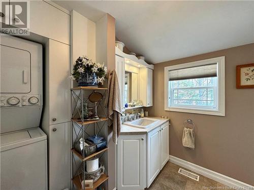 48 Front Road, Bay Du Vin, NB - Indoor Photo Showing Laundry Room