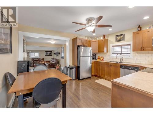 380 Dougall Road N, Kelowna, BC - Indoor Photo Showing Kitchen With Double Sink