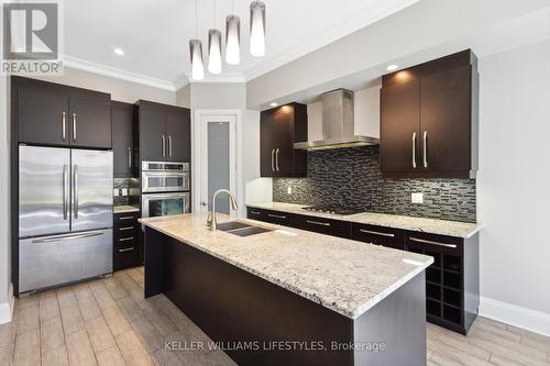 6630 Upper Canada Crossing, London, ON - Indoor Photo Showing Kitchen With Double Sink With Upgraded Kitchen