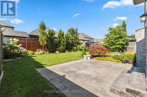 6630 Upper Canada Crossing, London, ON - Outdoor